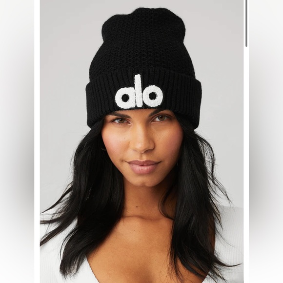 ALO Yoga Accessories - New! Alo Cool Skies Beanie